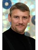 Режиссёр «народного самодеятельного\u000D\u000Aколлектива» театра «У фонтана»